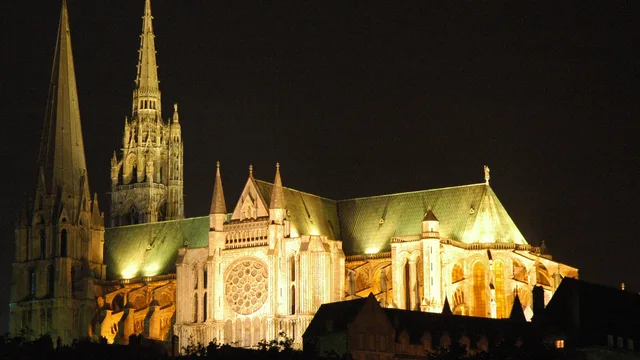 Vue illustrant Chartres